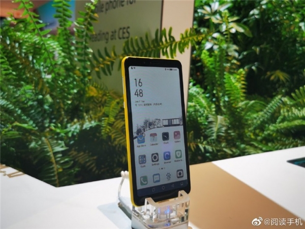 Hisense анонсировала первый в мире смартфон с дисплеем ...