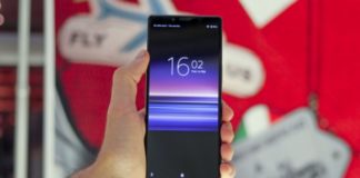Sony готовит гибкий 5G-смартфон Xperia F