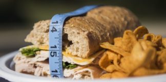 Почему с возрастом мы набираем вес? Ответ найден