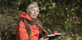 Психологи выяснили, как интроверту стать счастливым