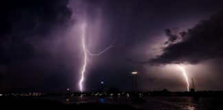 Искусственный интеллект научили прогнозировать удары молний