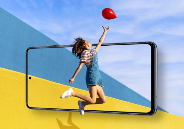 Анонс Samsung Galaxy A51 – новый хит теперь с Quad-камерой и "дыркой"